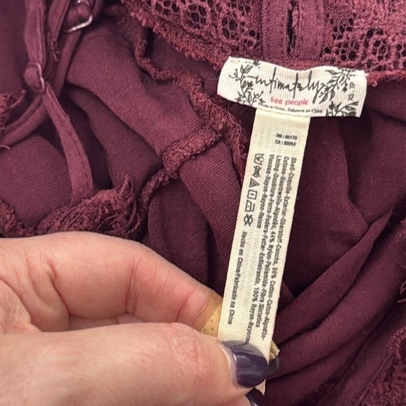 Free People 'She's Got It' ~ Plum Purple Lace Mini Slip Party Dress size XS - Picture 8 of 9